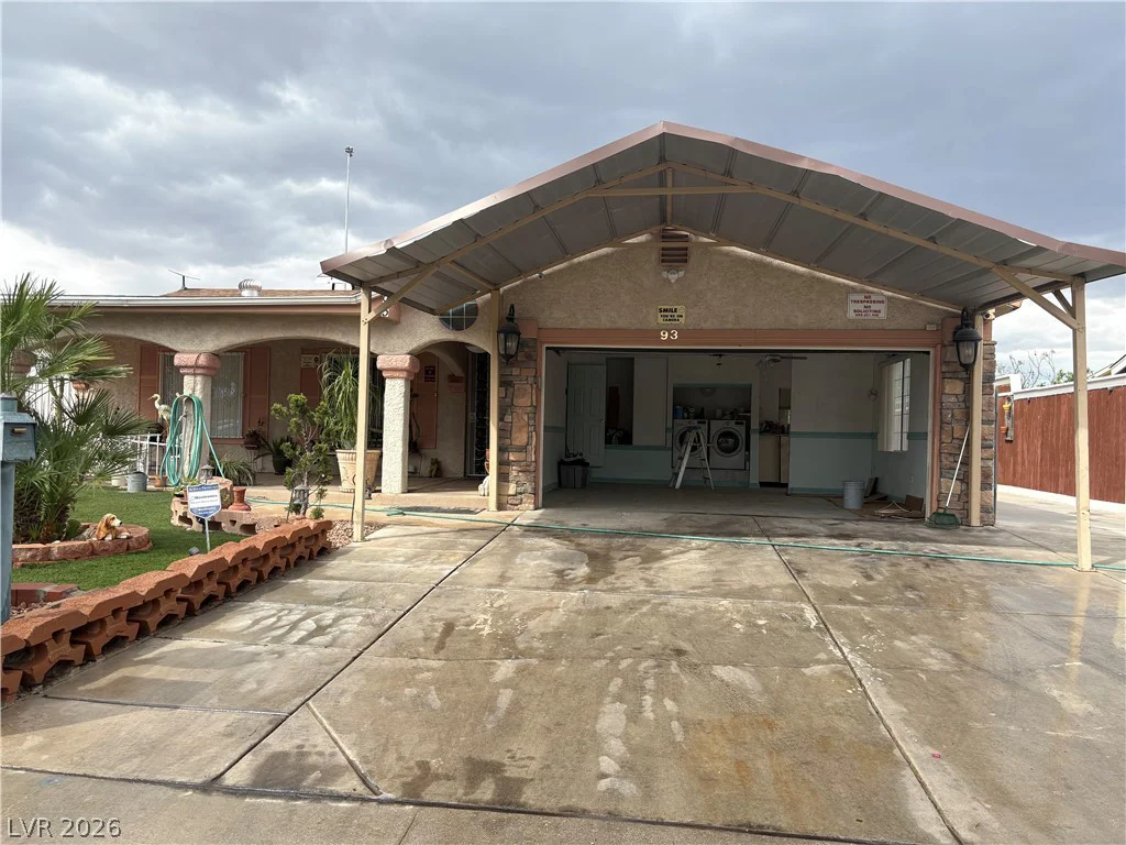 93 Vallejo, Las Vegas, NV 89110