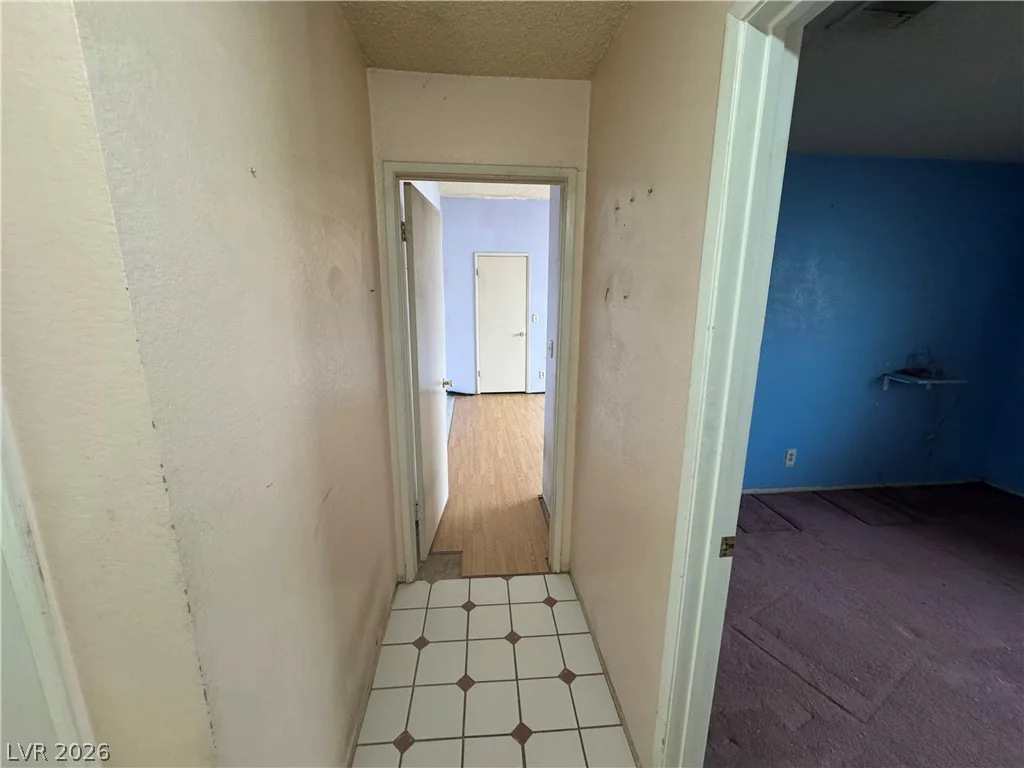 1997 Crowley, Las Vegas, NV 89142