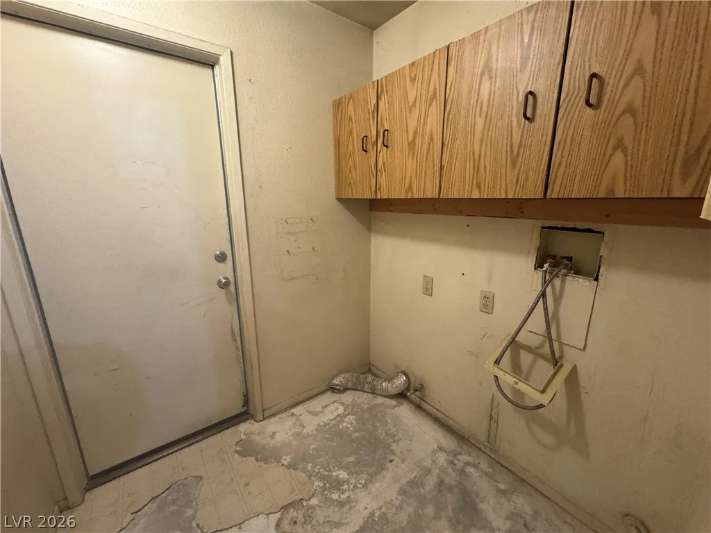1997 Crowley, Las Vegas, NV 89142