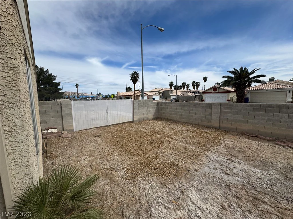 1997 Crowley, Las Vegas, NV 89142