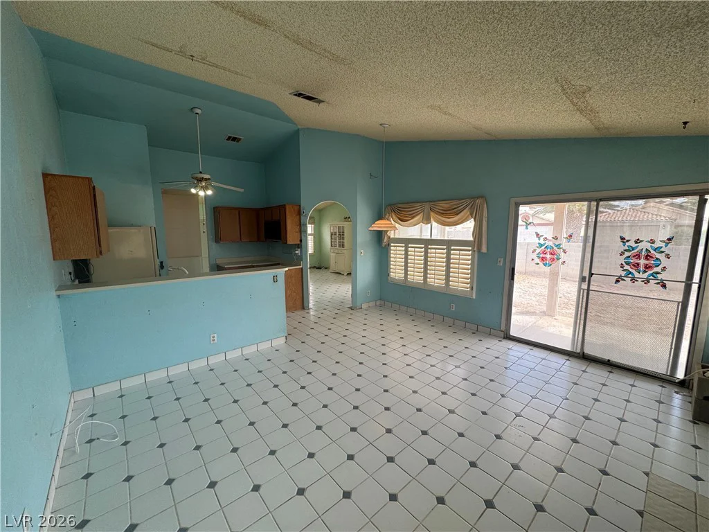 1997 Crowley, Las Vegas, NV 89142