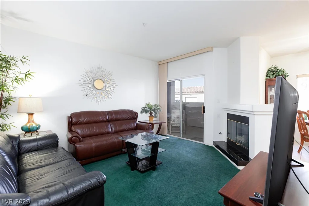 6480 Annie Oakley, Las Vegas, NV 89120