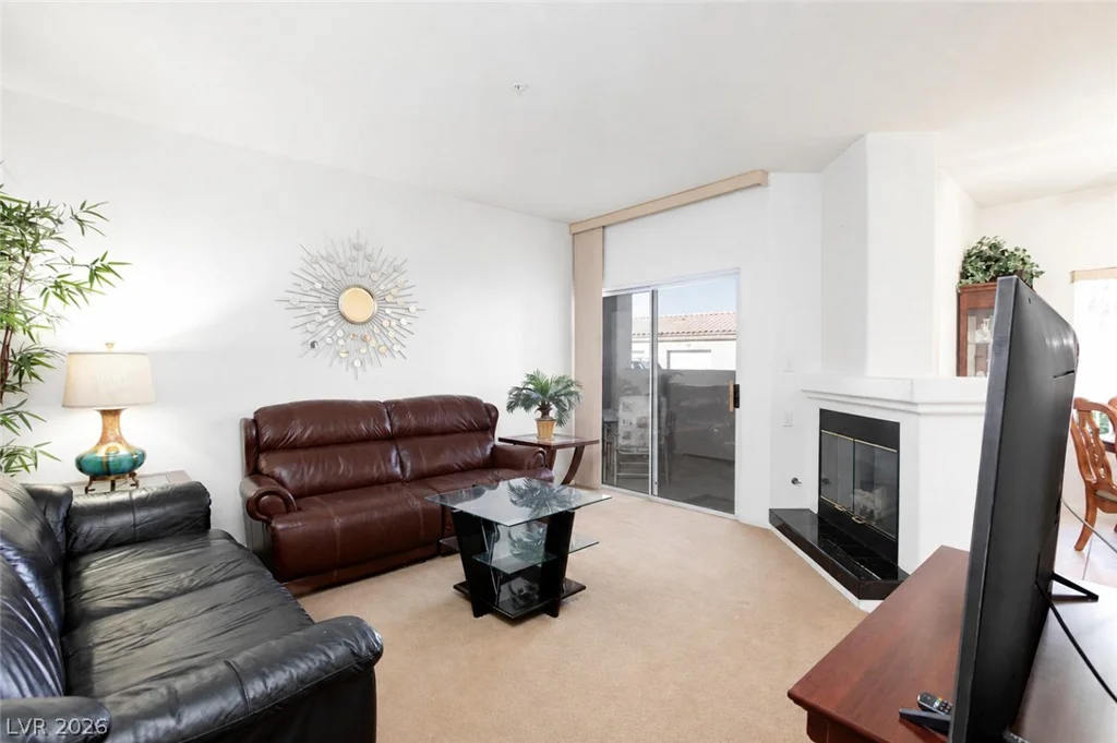 6480 Annie Oakley, Las Vegas, NV 89120