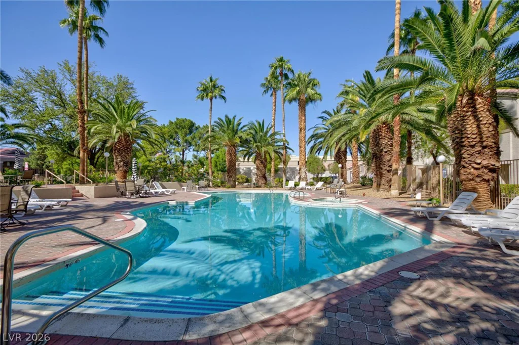 6480 Annie Oakley, Las Vegas, NV 89120