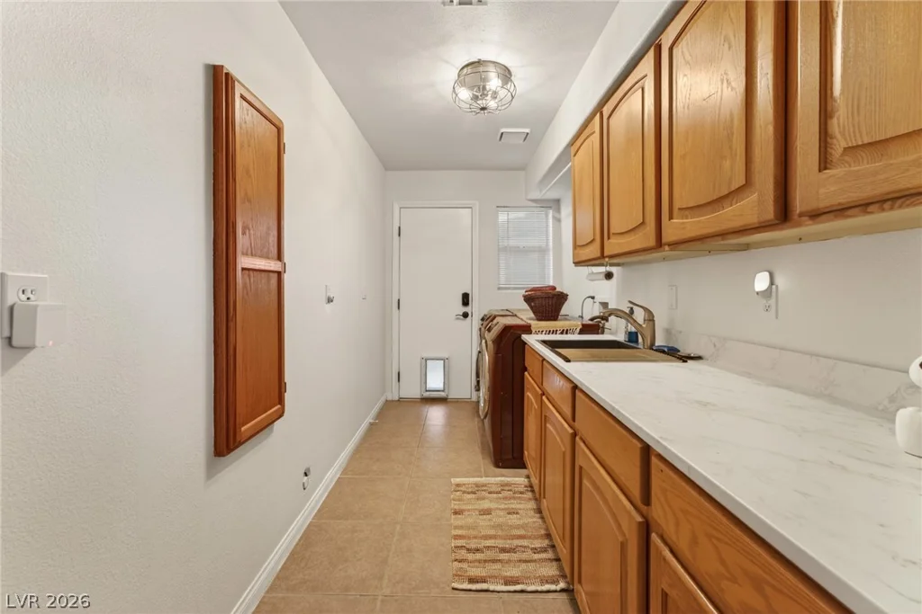 1720 Fairgate, Las Vegas, NV 89117