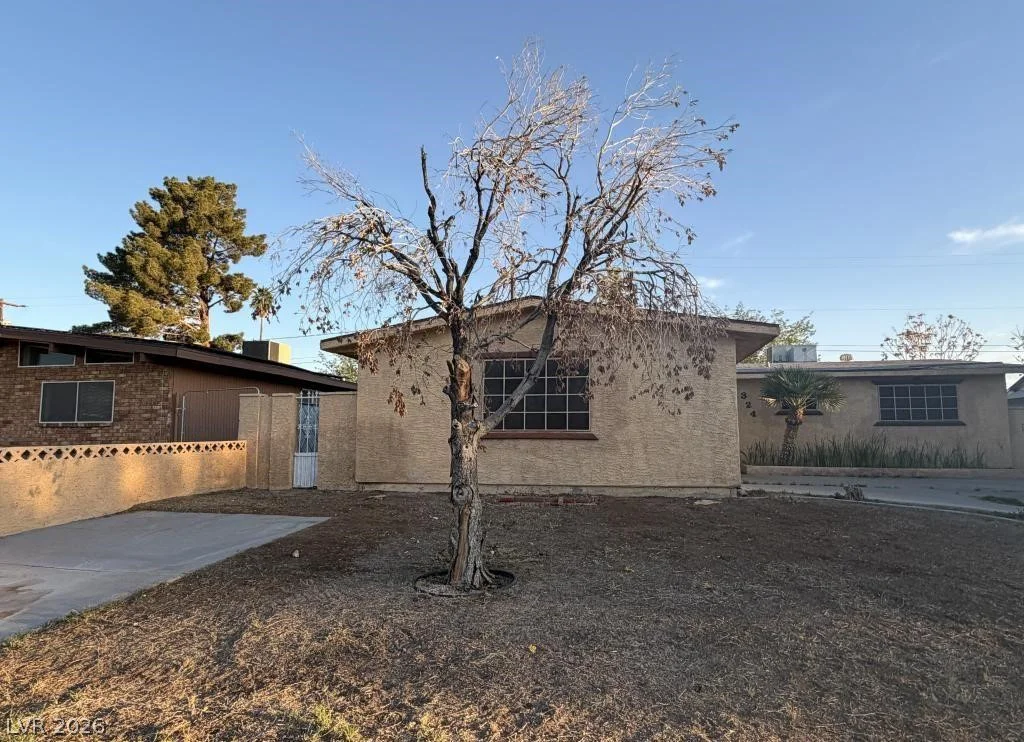 324 Duke, North Las Vegas, NV 89030