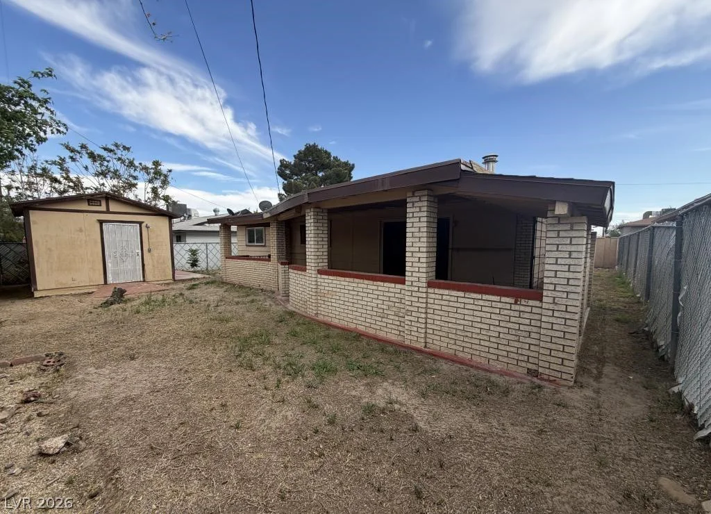 324 Duke, North Las Vegas, NV 89030