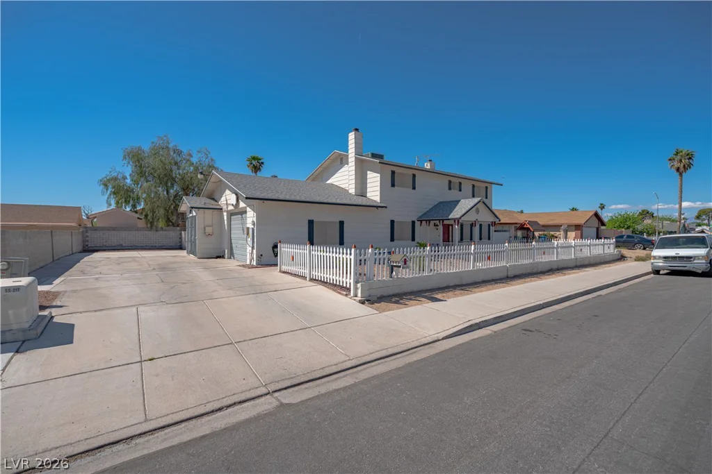 4631 Colorado, Las Vegas, NV 89104