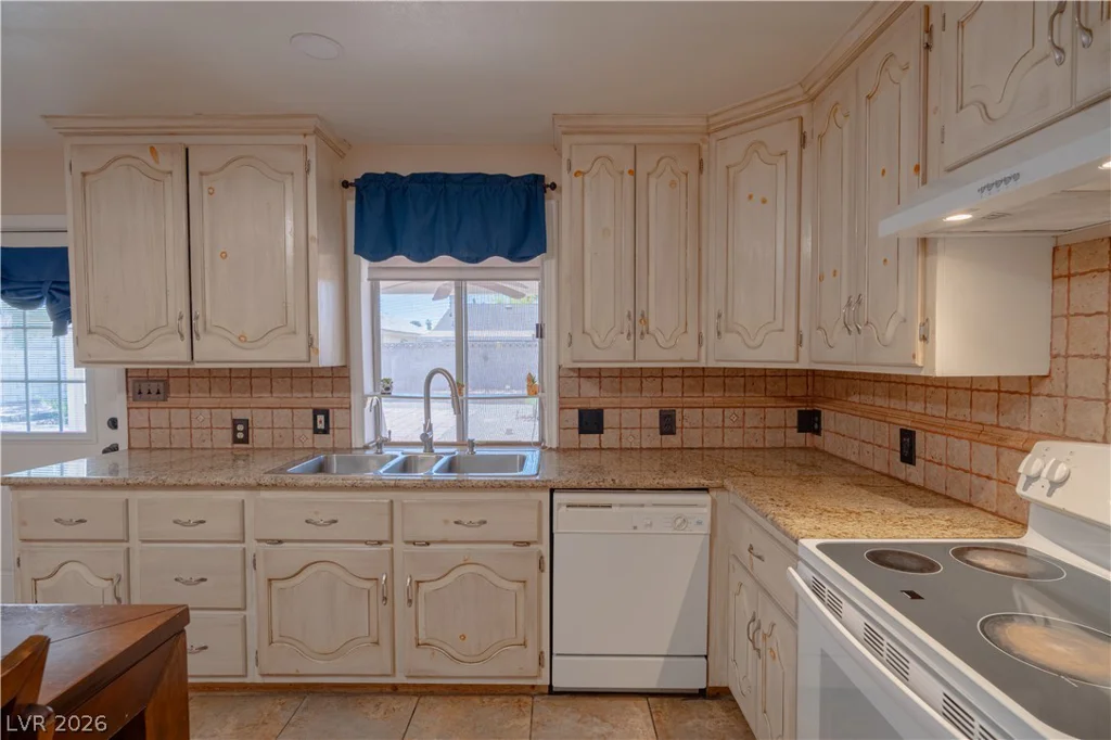 4631 Colorado, Las Vegas, NV 89104