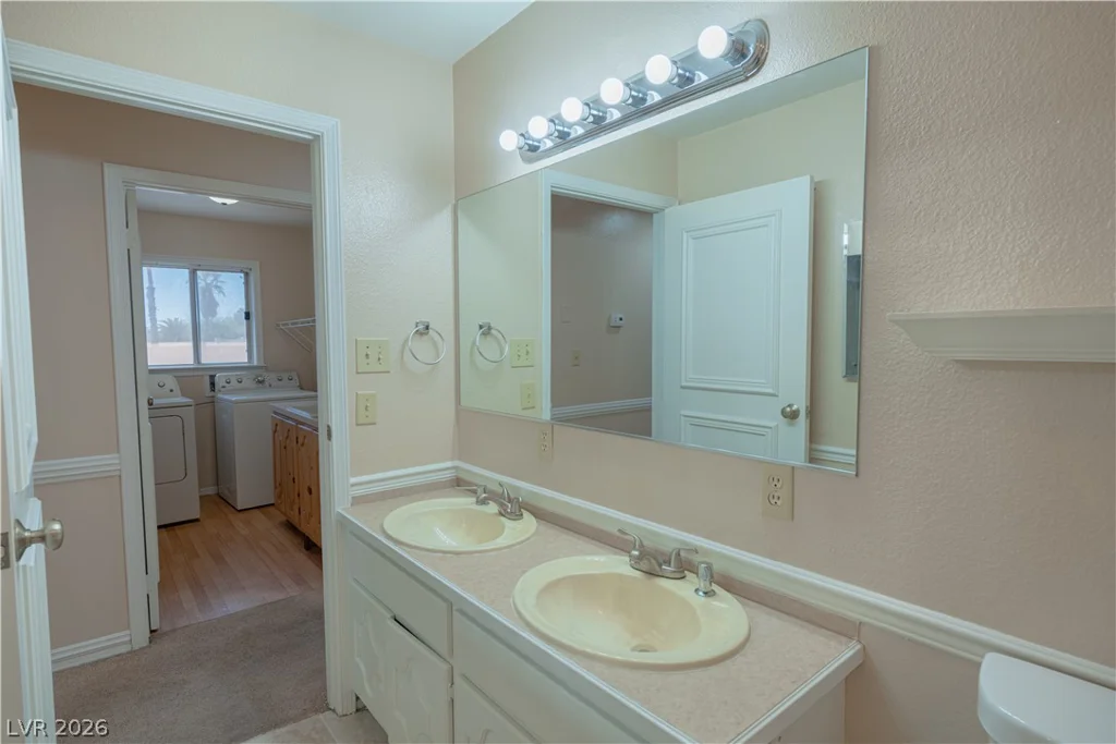 4631 Colorado, Las Vegas, NV 89104