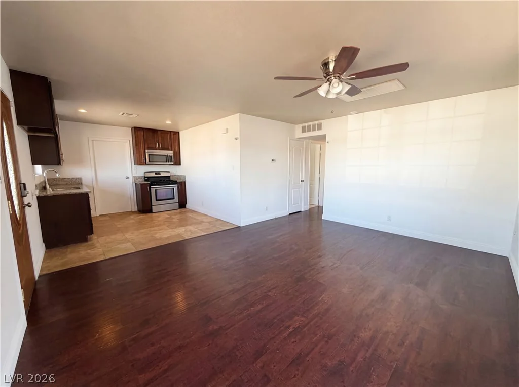 3101 Bartlett, North Las Vegas, NV 89030