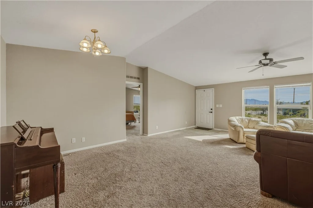 6300 Park Retiro, Pahrump, NV 89060