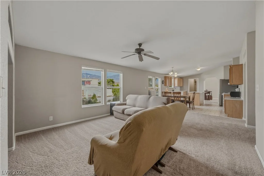 6300 Park Retiro, Pahrump, NV 89060