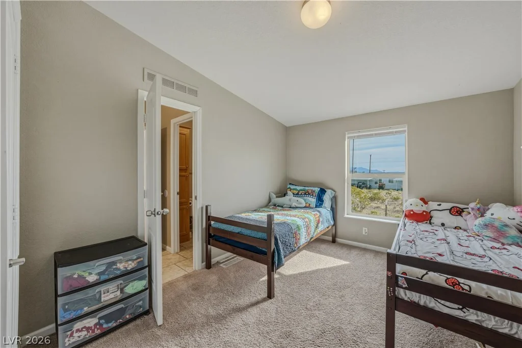 6300 Park Retiro, Pahrump, NV 89060