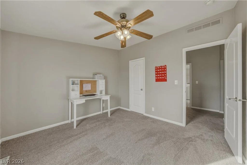 6300 Park Retiro, Pahrump, NV 89060