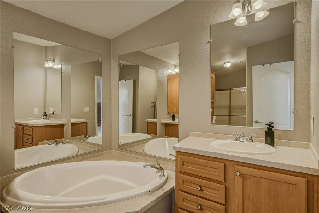 6300 Park Retiro, Pahrump, NV 89060