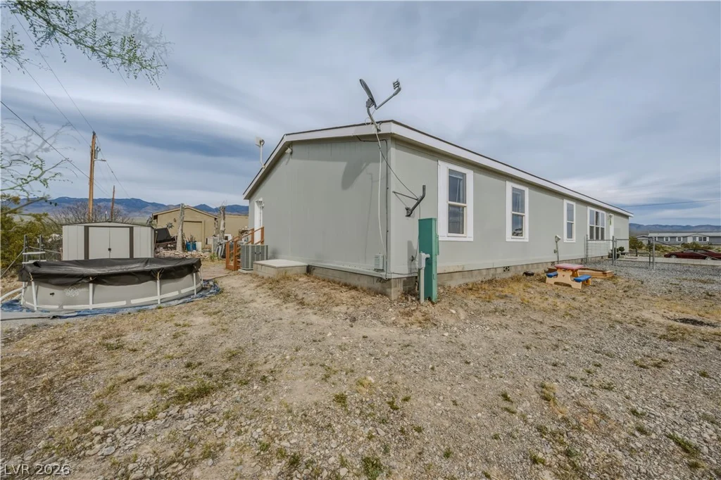 6300 Park Retiro, Pahrump, NV 89060