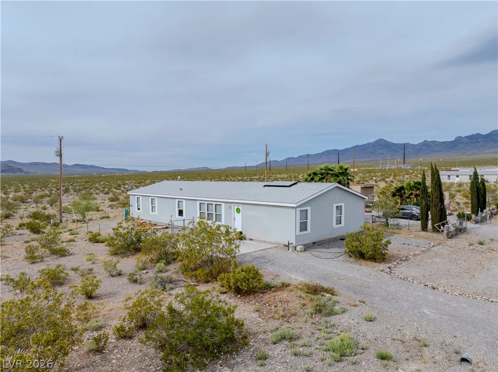 6300 Park Retiro, Pahrump, NV 89060