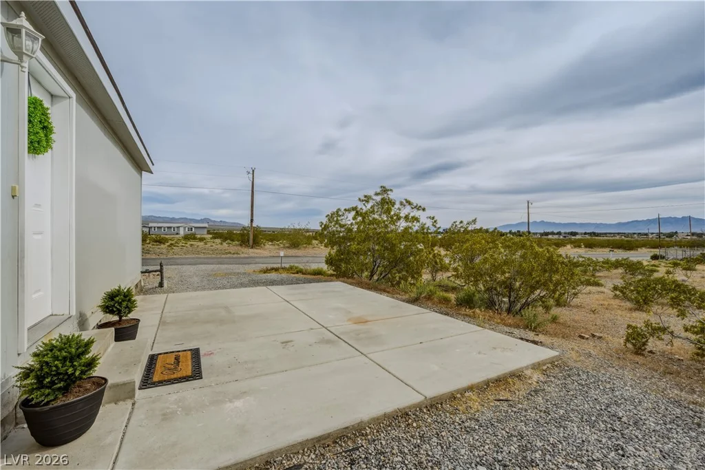 6300 Park Retiro, Pahrump, NV 89060