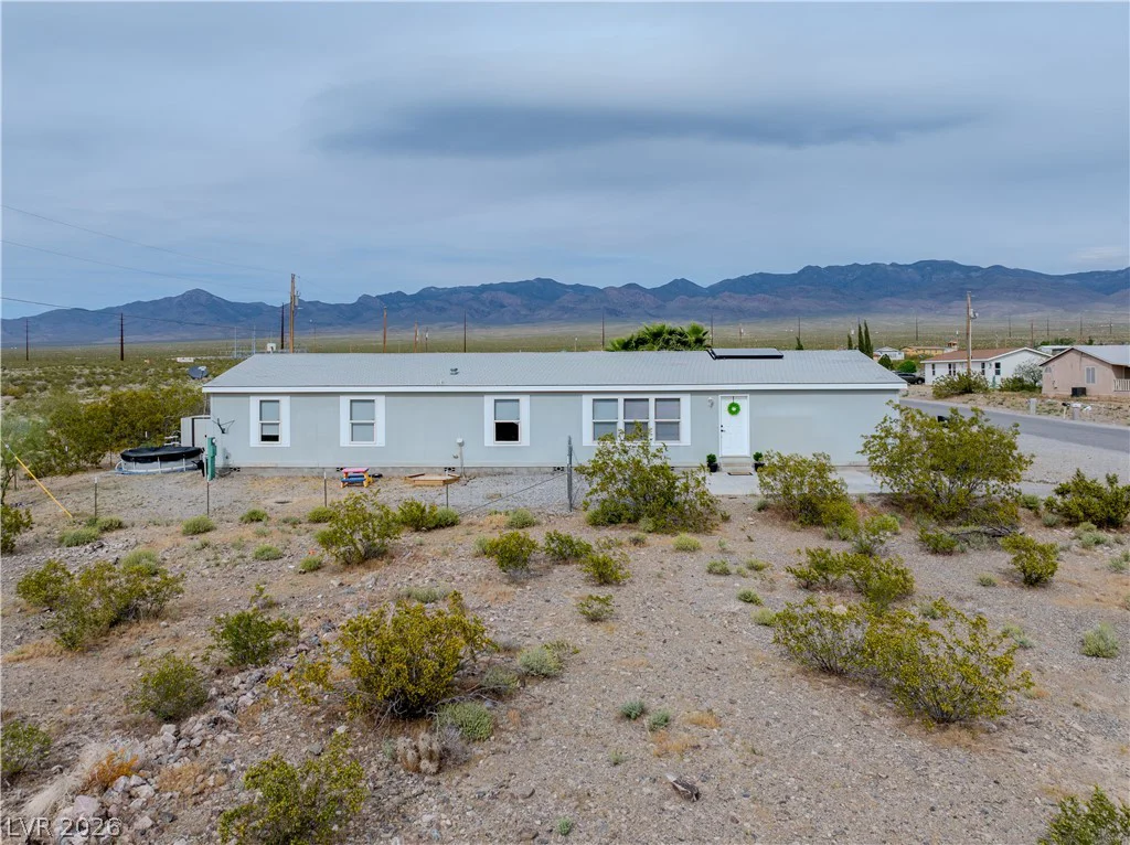 6300 Park Retiro, Pahrump, NV 89060
