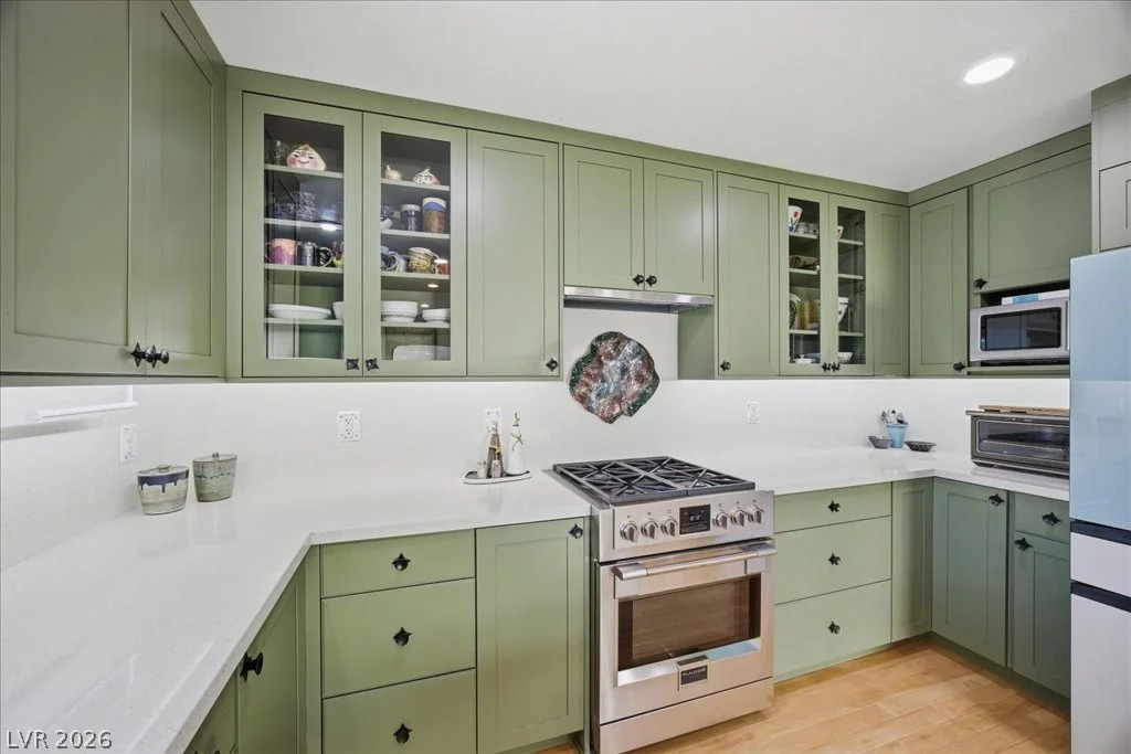 3161 Bel Air, Las Vegas, NV 89109