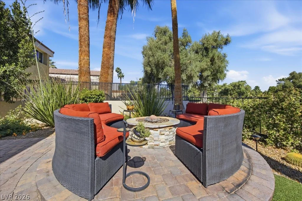 3161 Bel Air, Las Vegas, NV 89109