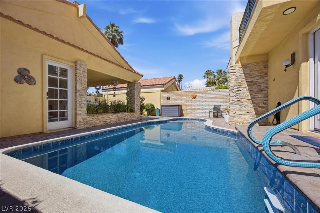 3161 Bel Air, Las Vegas, NV 89109
