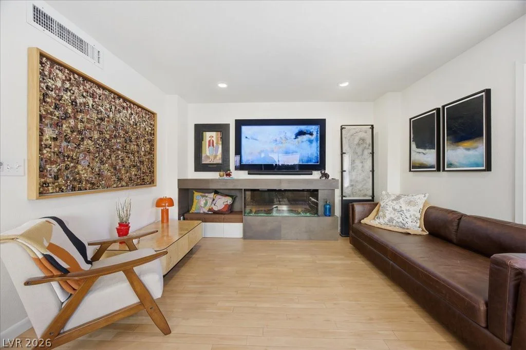 3161 Bel Air, Las Vegas, NV 89109
