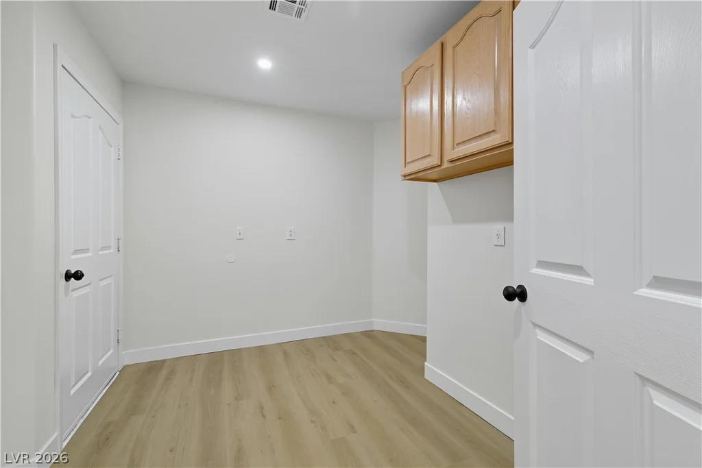 541 Tomahawk, Pahrump, NV 89060