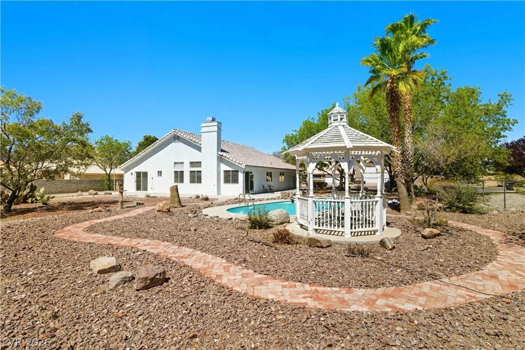 541 Tomahawk, Pahrump, NV 89060
