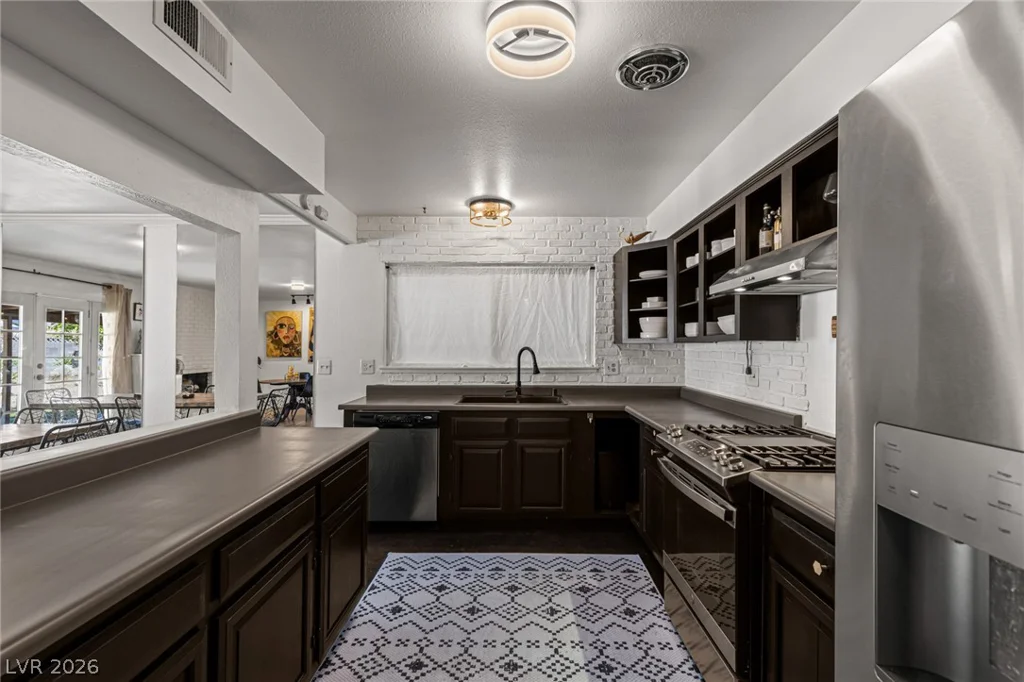 7208 Eve, Las Vegas, NV 89145