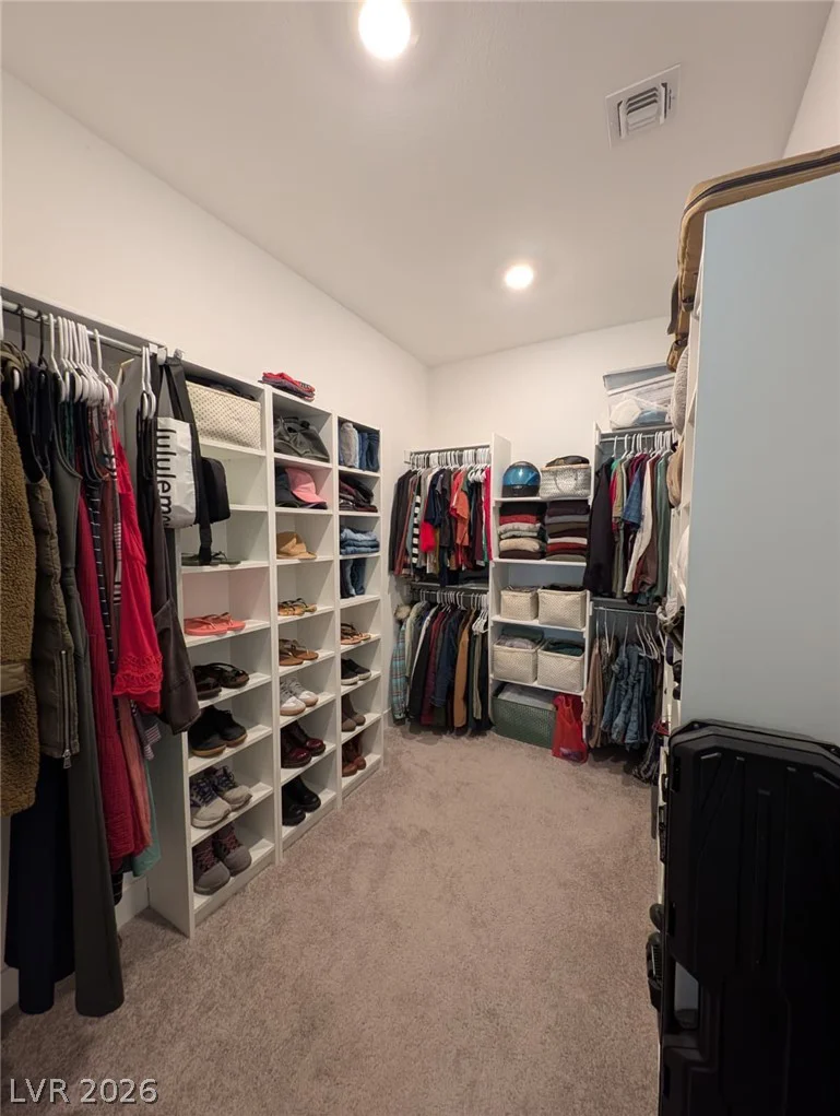 6611 Summershade, North Las Vegas, NV 89086