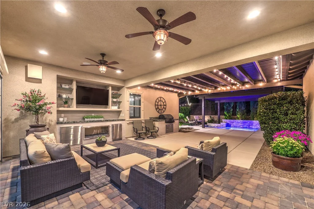 97 Menorca Island, Las Vegas, NV 89138