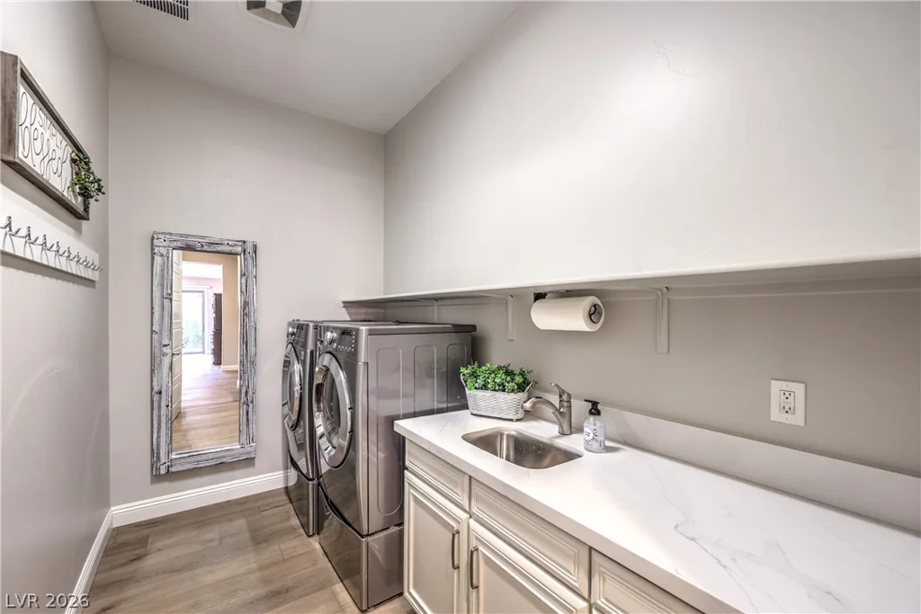 97 Menorca Island, Las Vegas, NV 89138