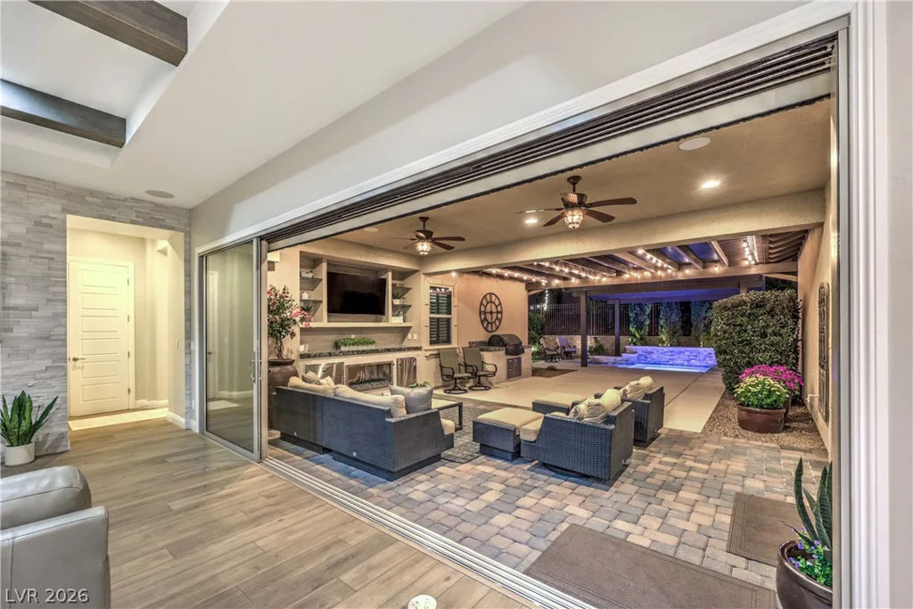 97 Menorca Island, Las Vegas, NV 89138