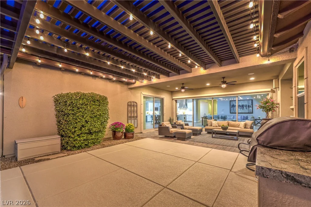 97 Menorca Island, Las Vegas, NV 89138