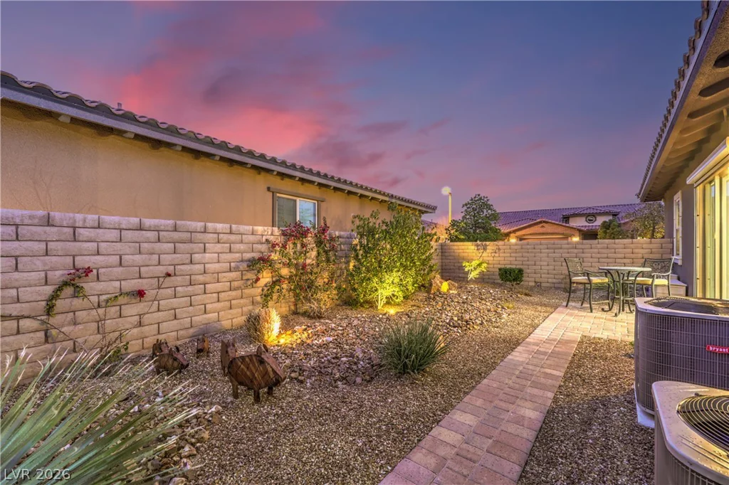 97 Menorca Island, Las Vegas, NV 89138
