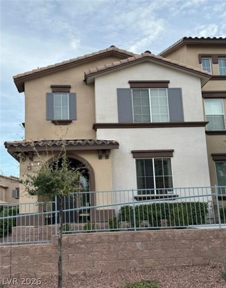11489 Belmont Lake, Las Vegas, NV 89135