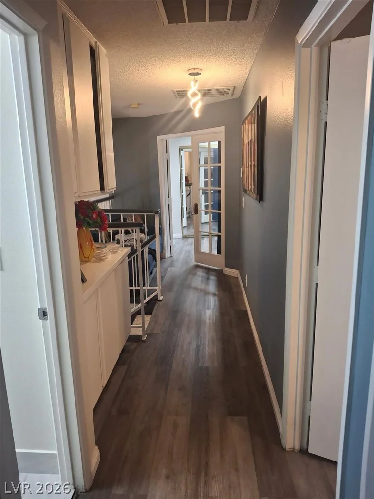 4028 Zapotec, Las Vegas, NV 89103