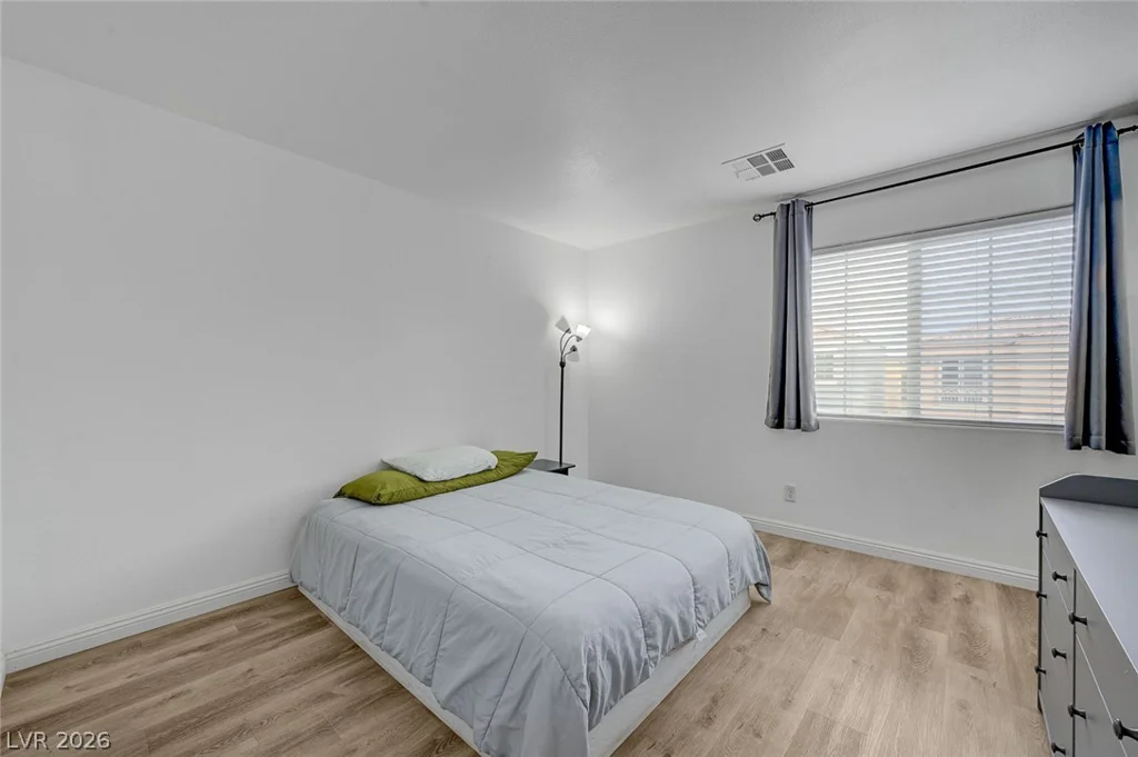 10335 Midseason Mist, Las Vegas, NV 89183