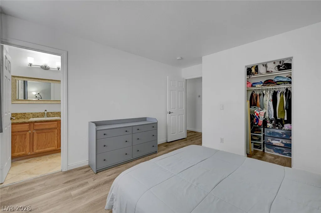 10335 Midseason Mist, Las Vegas, NV 89183
