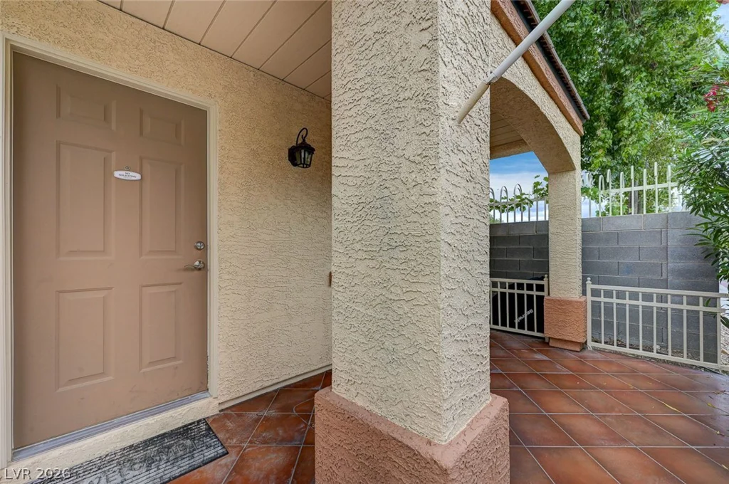 10335 Midseason Mist, Las Vegas, NV 89183