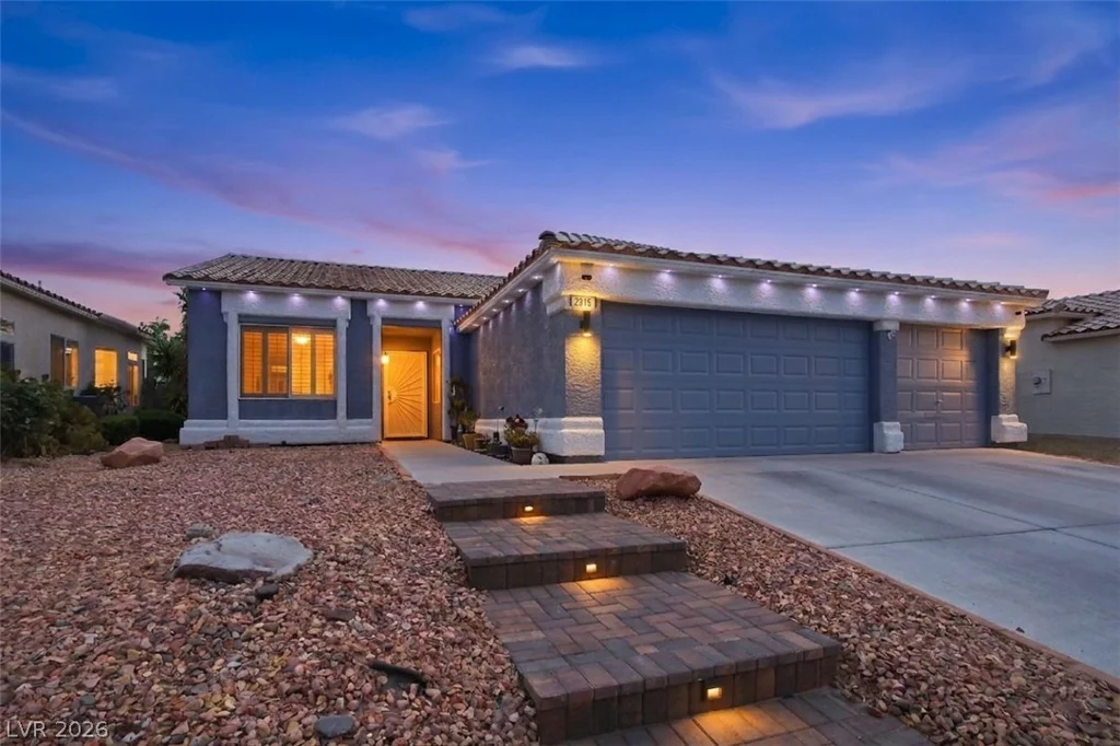 2214 Panther, North Las Vegas, NV 89031