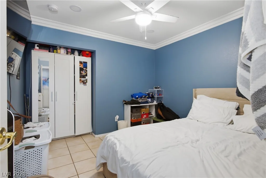 2214 Panther, North Las Vegas, NV 89031