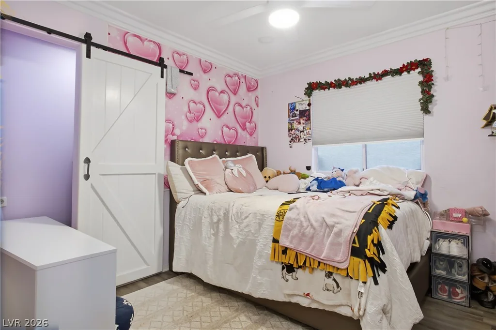 2214 Panther, North Las Vegas, NV 89031