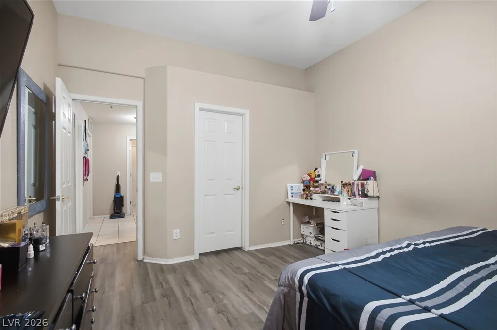2214 Panther, North Las Vegas, NV 89031