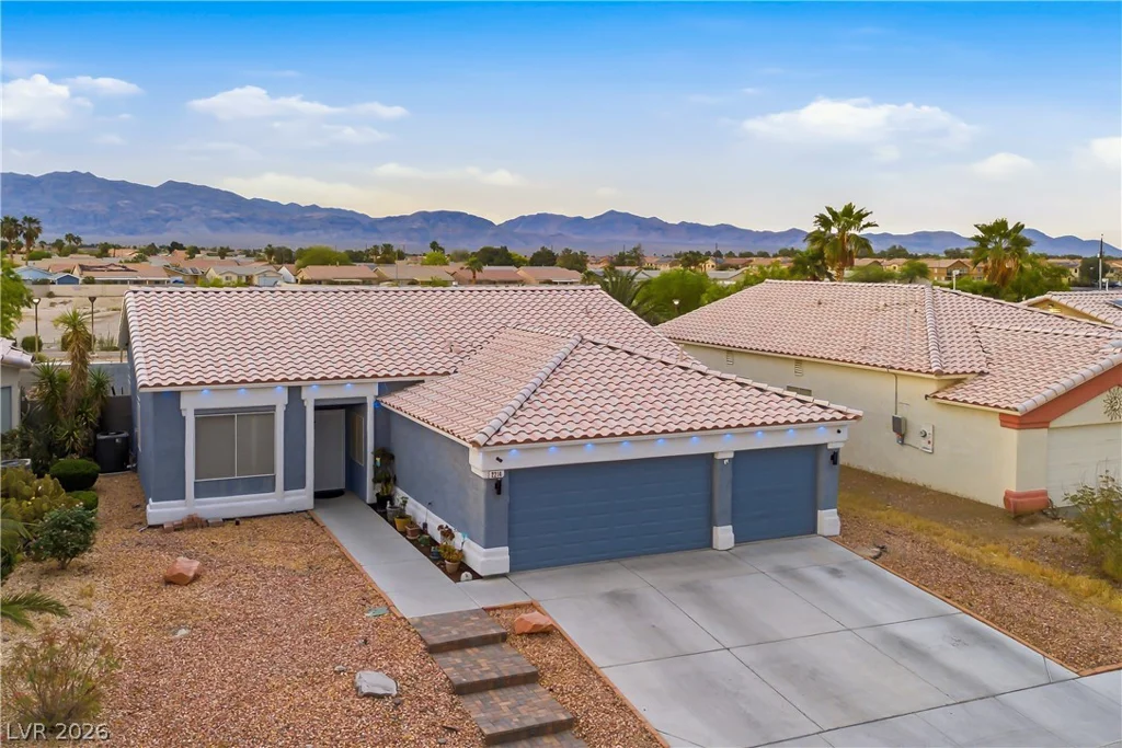 2214 Panther, North Las Vegas, NV 89031