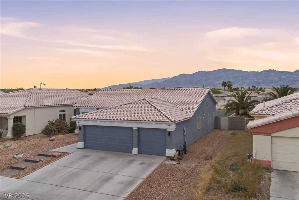 2214 Panther, North Las Vegas, NV 89031
