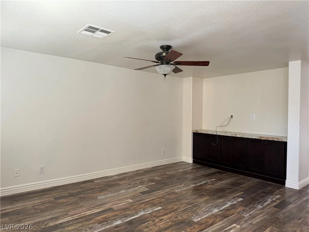 10799 Flame Vine, Las Vegas, NV 89135