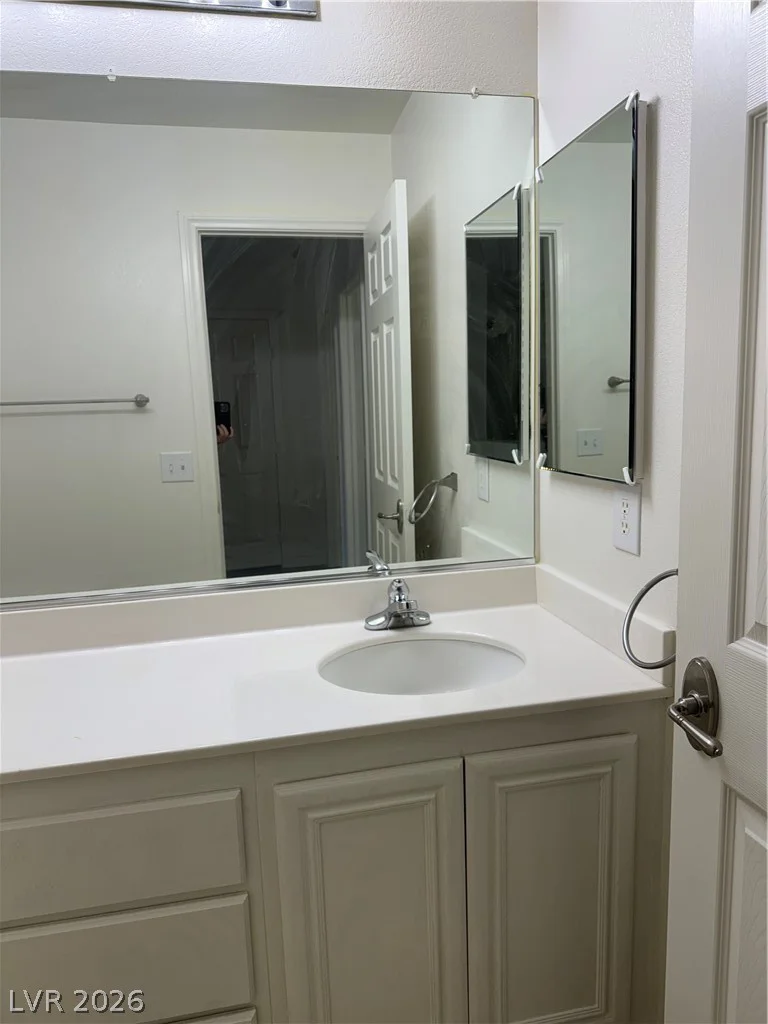 10799 Flame Vine, Las Vegas, NV 89135